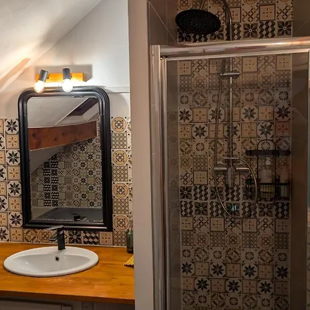 아파트 Lumineux Duplex A Wazemmes *